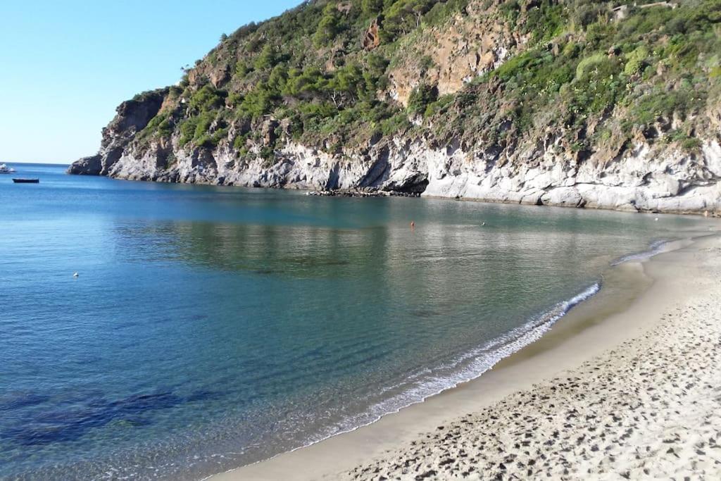 Giardino Mediterraneo ラッコ・アメーノ エクステリア 写真